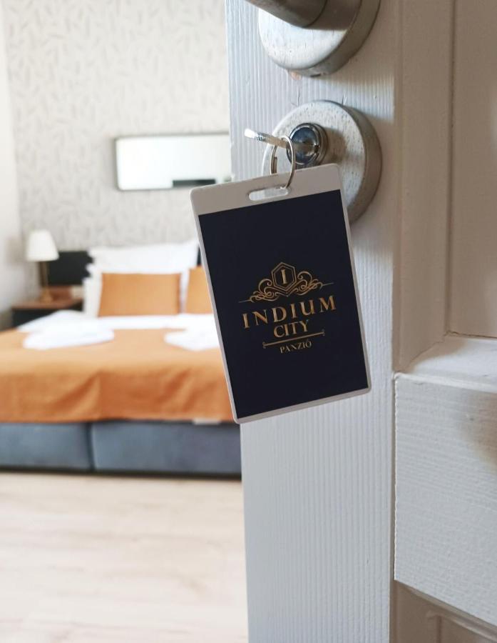 Indium City Panzio Eğri Dış mekan fotoğraf