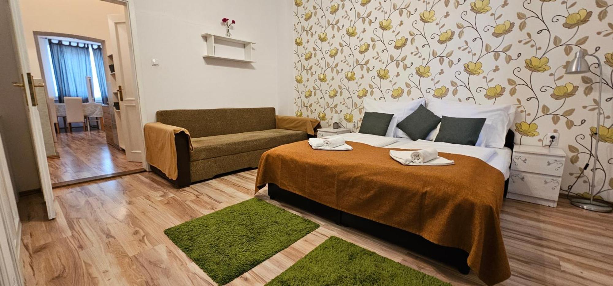 Indium City Panzio Eğri Dış mekan fotoğraf